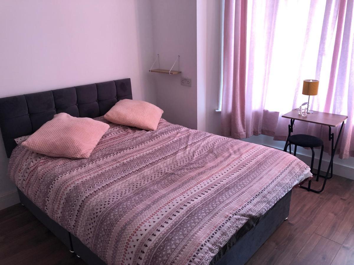 Blue House Bed & Breakfast Линкълн Екстериор снимка
