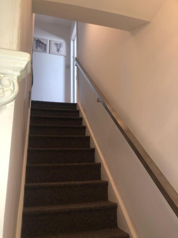 Blue House Bed & Breakfast Линкълн Екстериор снимка